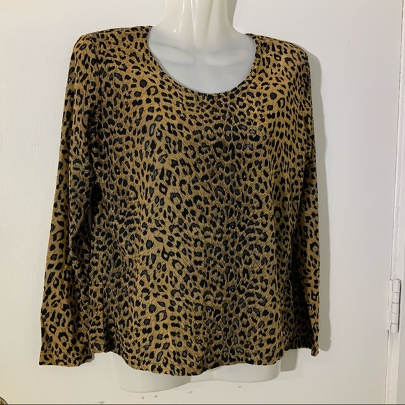 The most gorgeous leopard top ever! Small - Picture 1 of 6